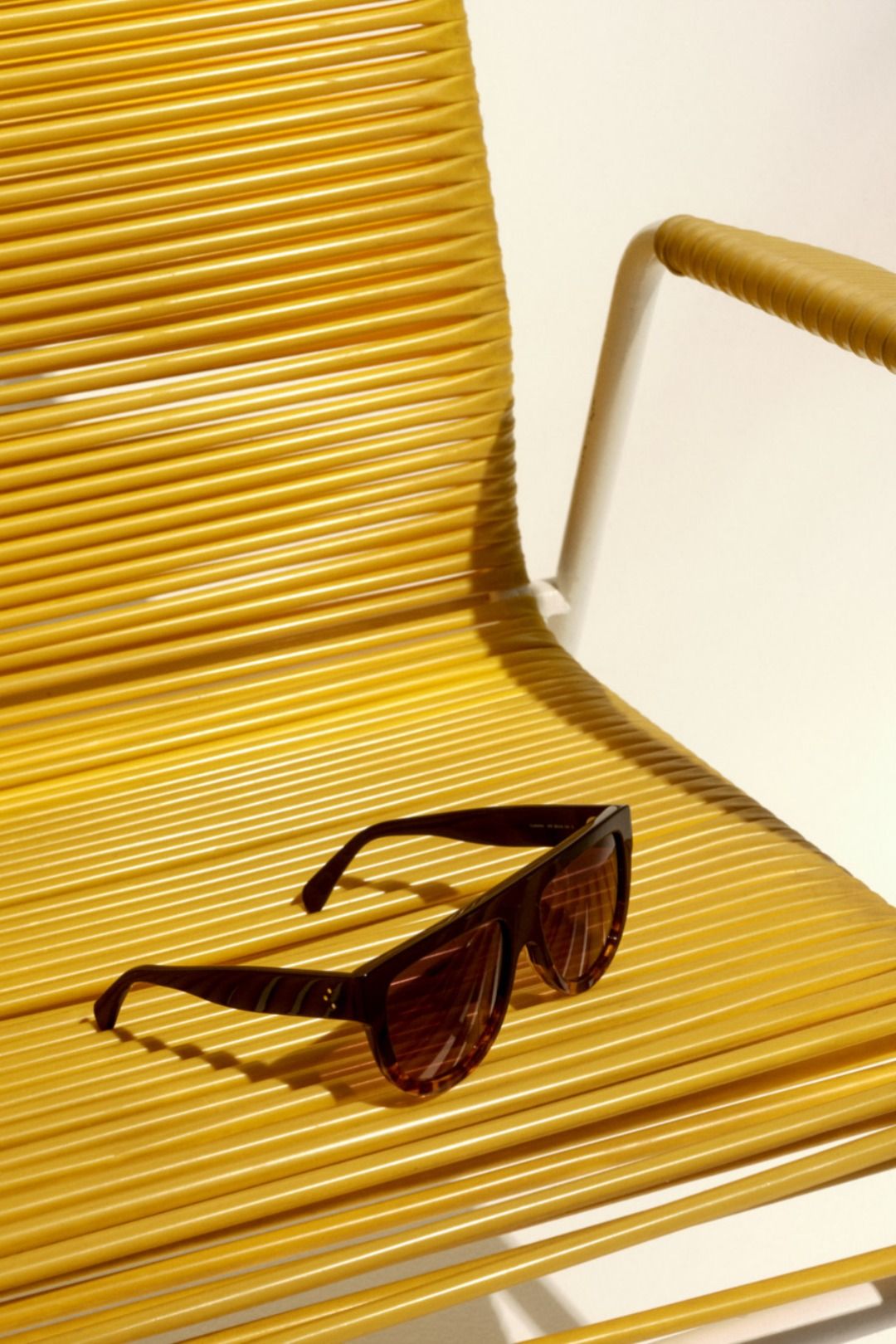 AI photoshoot template scene for ecommerce product